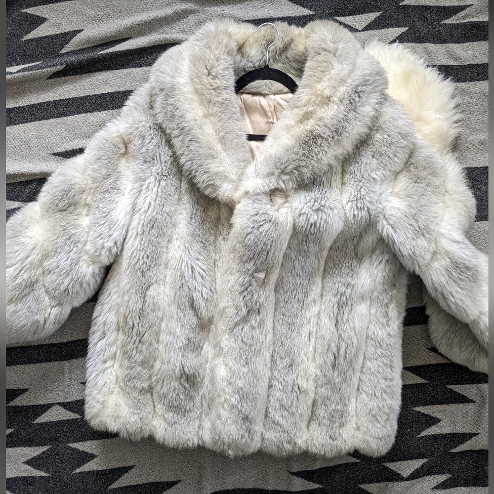 Sportowne Faux Fur Vintage Coat